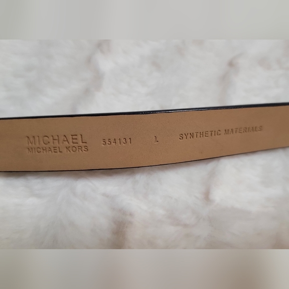 MICHAEL KORS MK Logo Chain Belt Bag Waist Pack Gray Silver Chain CLASSIC STYLE!! - Picture 2 of 5